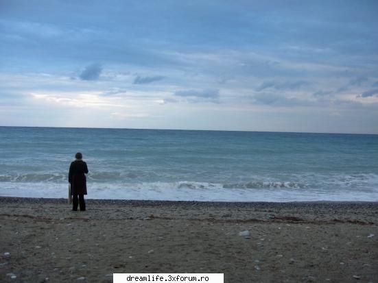 Child in time....me - LittleLight - Despre Noi