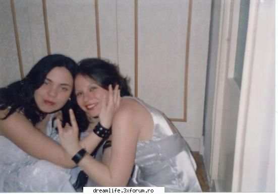 forum love :D - butterfly - Despre Noi